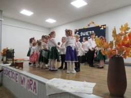 2025-11-06 Święto rogala w Osieku